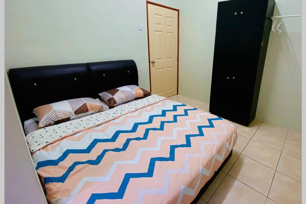 Lily Vacation Home At Cameron Highlands - 12 Pax,Free Wifi W Carporch Tanah Rata Exterior photo
